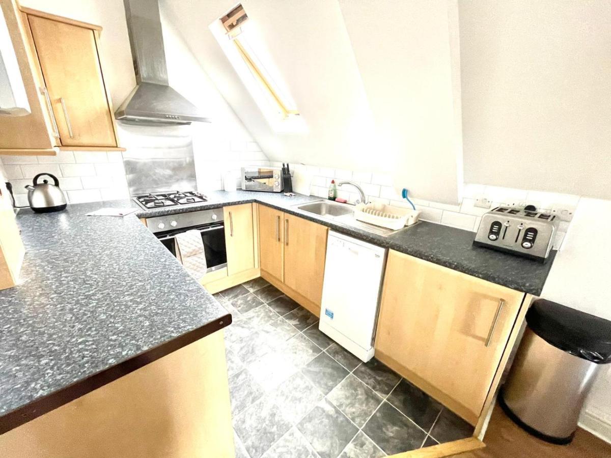 Koala & Tree - 2 Bedroom In City Centre - Short Lets & Serviced Accommodation Cambridge Exteriör bild
