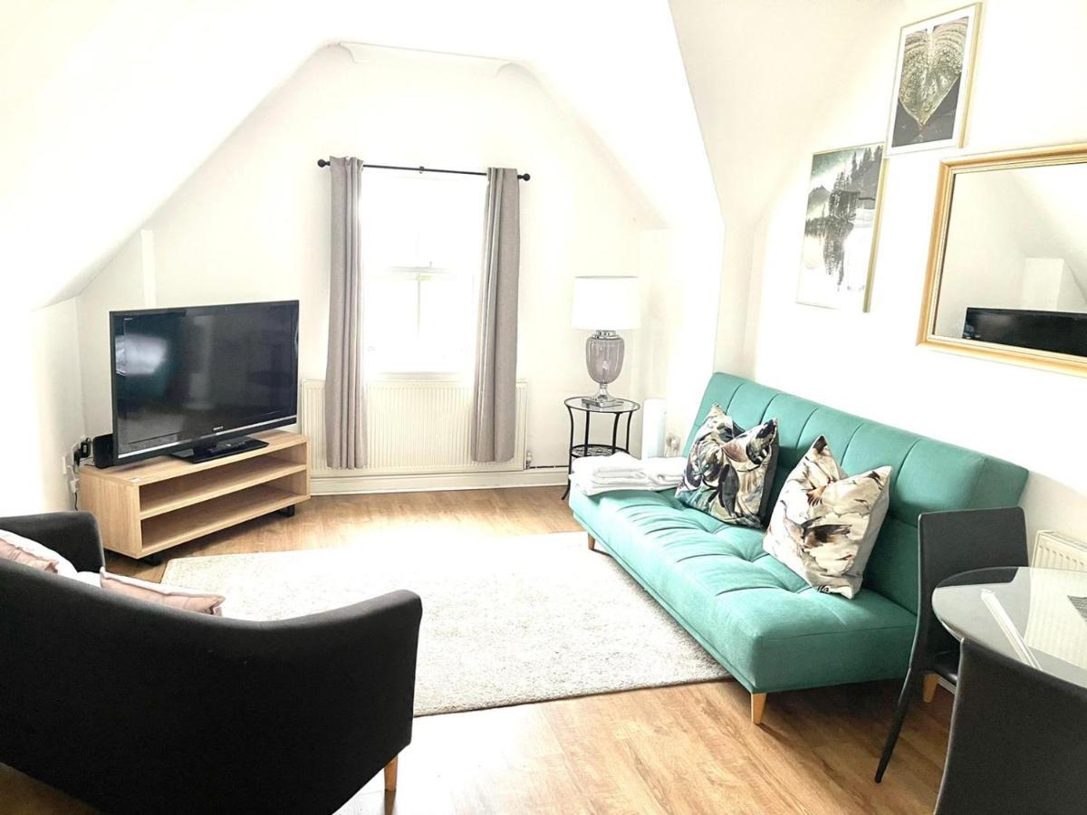 Koala & Tree - 2 Bedroom In City Centre - Short Lets & Serviced Accommodation Cambridge Exteriör bild