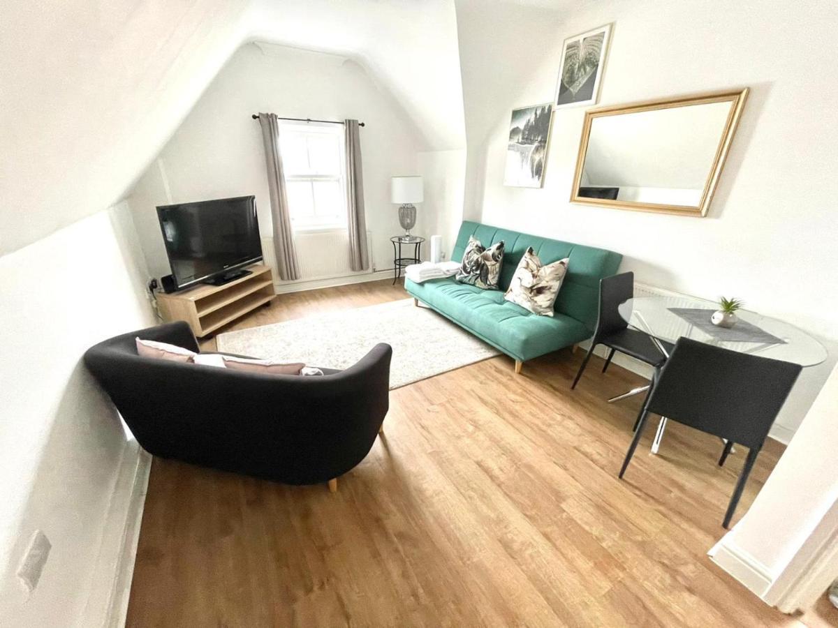 Koala & Tree - 2 Bedroom In City Centre - Short Lets & Serviced Accommodation Cambridge Exteriör bild